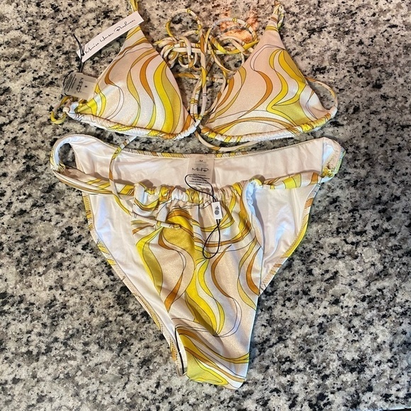 Monica Hansen Beachwear Vintage Chic Wrap Bikini Top and Bottoms small/medium - Picture 5 of 14